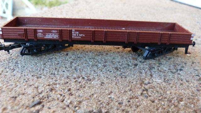 MARKLIN  HO  Wagon with turning wheels