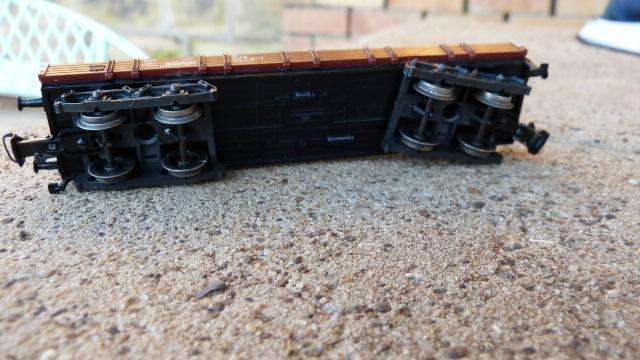 MARKLIN  HO  Wagon with turning wheels