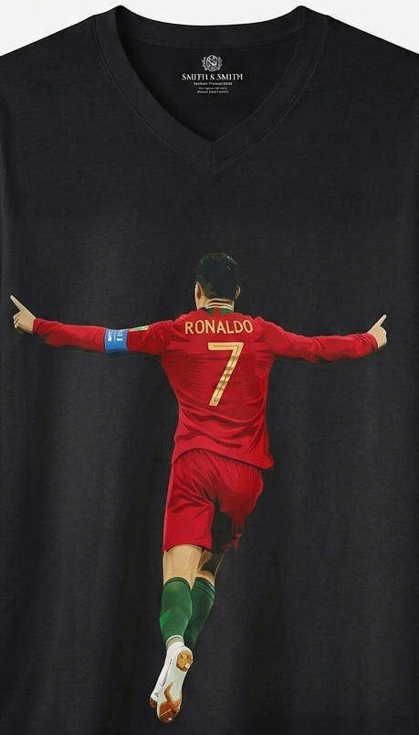 Ronaldo No.7 Football T-Shirt  Black Mens Graphic Tee  Smith & Smith