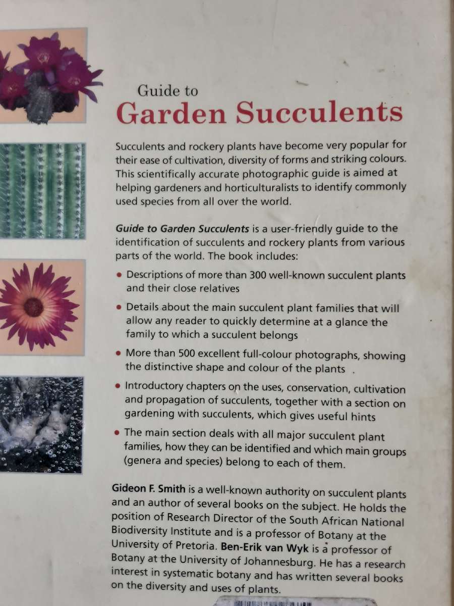 Guide to Garden Succulents by Gideon F Smith & Ben Erik van Wyk