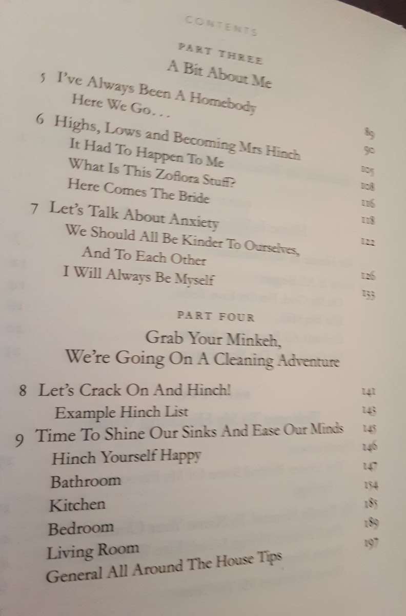 Hinch Yourself Happy by Mrs Hinch