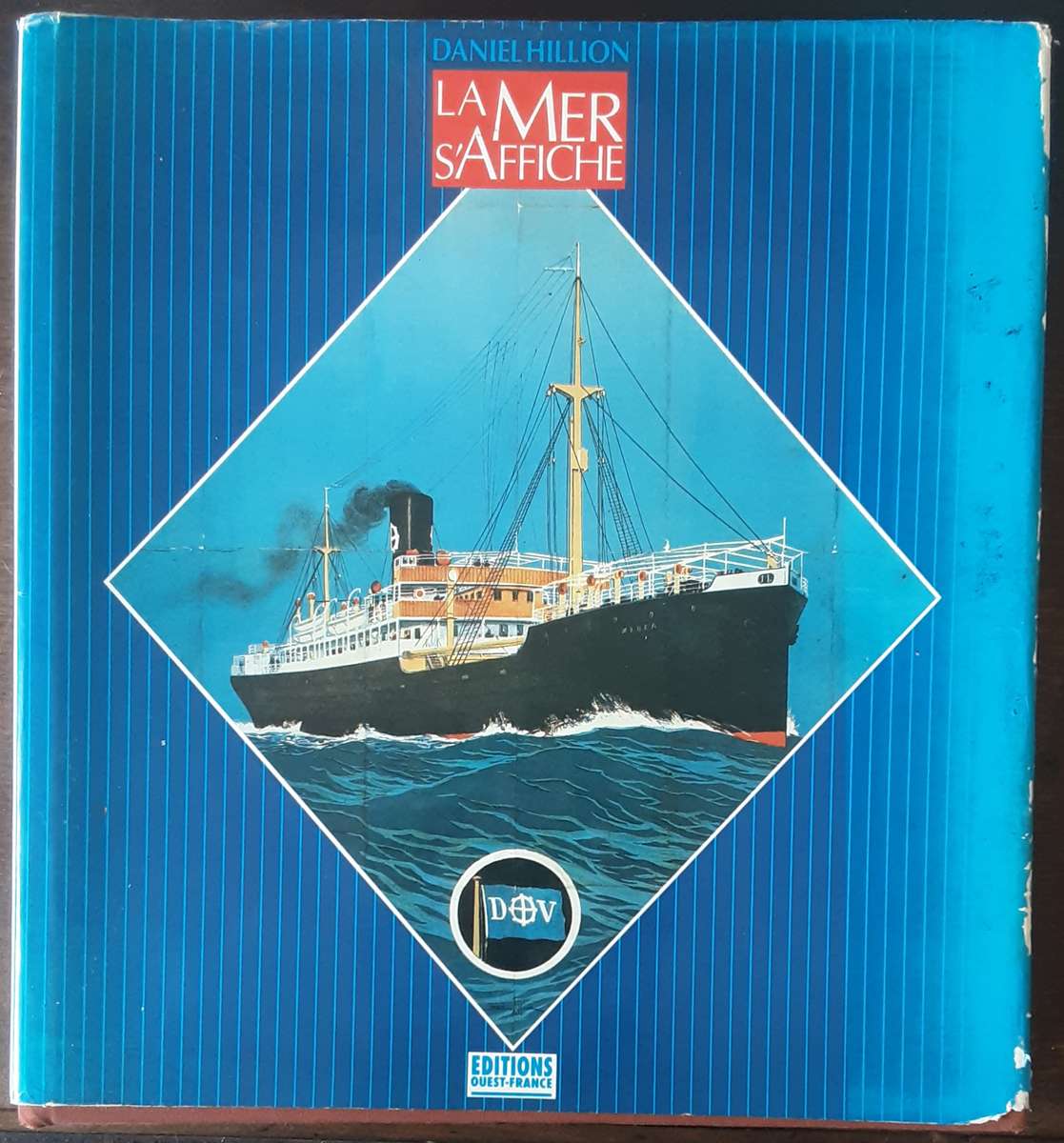 La Mer S'Affiche by Daniel Hillion ***text in French***