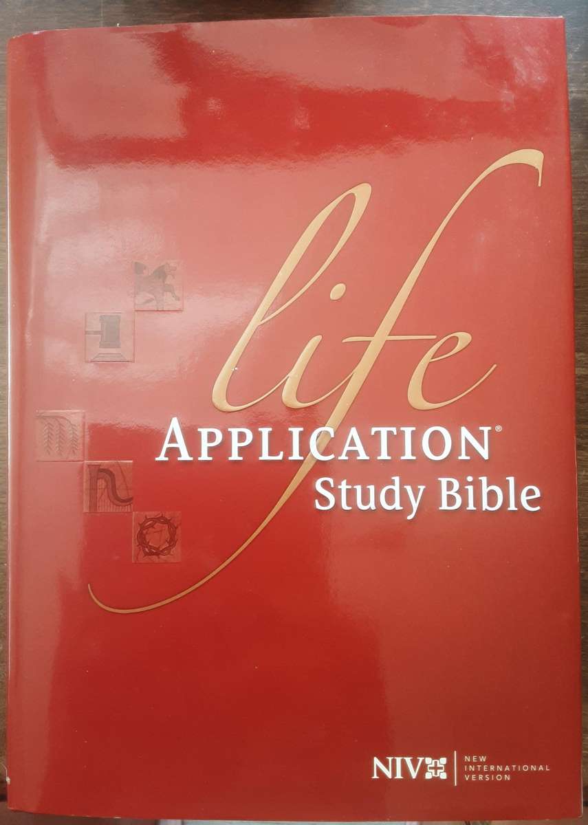 Life Application Study Bible NIV New International Version