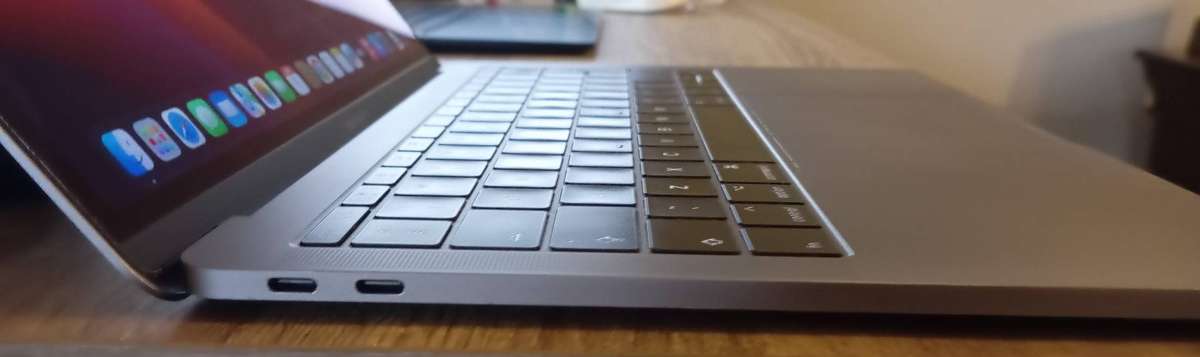 2017 Macbook Pro 13 inch