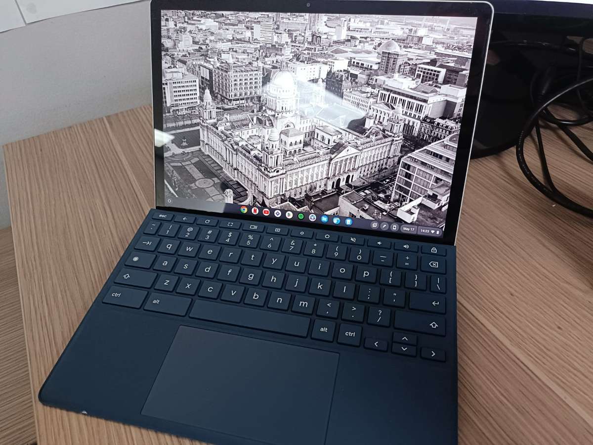 HP Chromebook x2 11" Touch Snapdragon 7c 8GB 64GB Chromebook 2-in-1 tablet