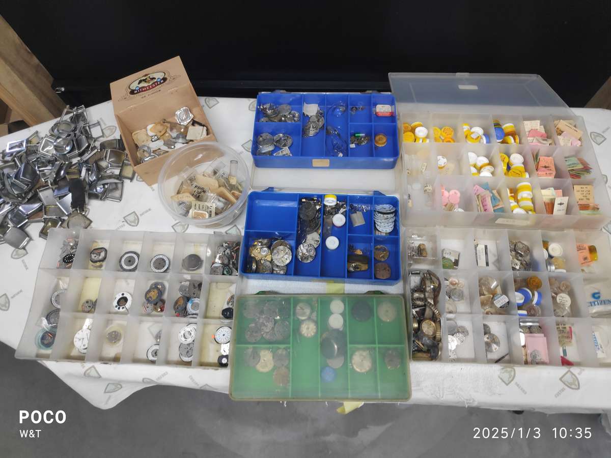 Mixed Lot of watch parts  Citizen/FHF/MST/Lorsa/Rectangular Cases/Quartz/ORIS