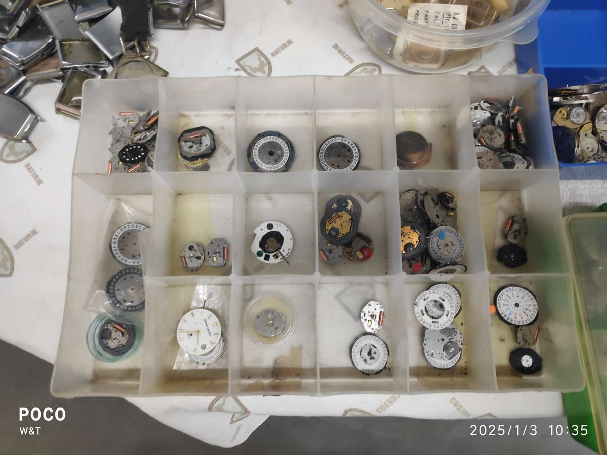 Mixed Lot of watch parts  Citizen/FHF/MST/Lorsa/Rectangular Cases/Quartz/ORIS
