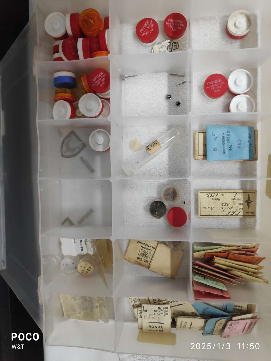 Mixed Lot of watch parts  Seiko/Roamer/ETA/FEF/Large Mainspring Barrel Assortment