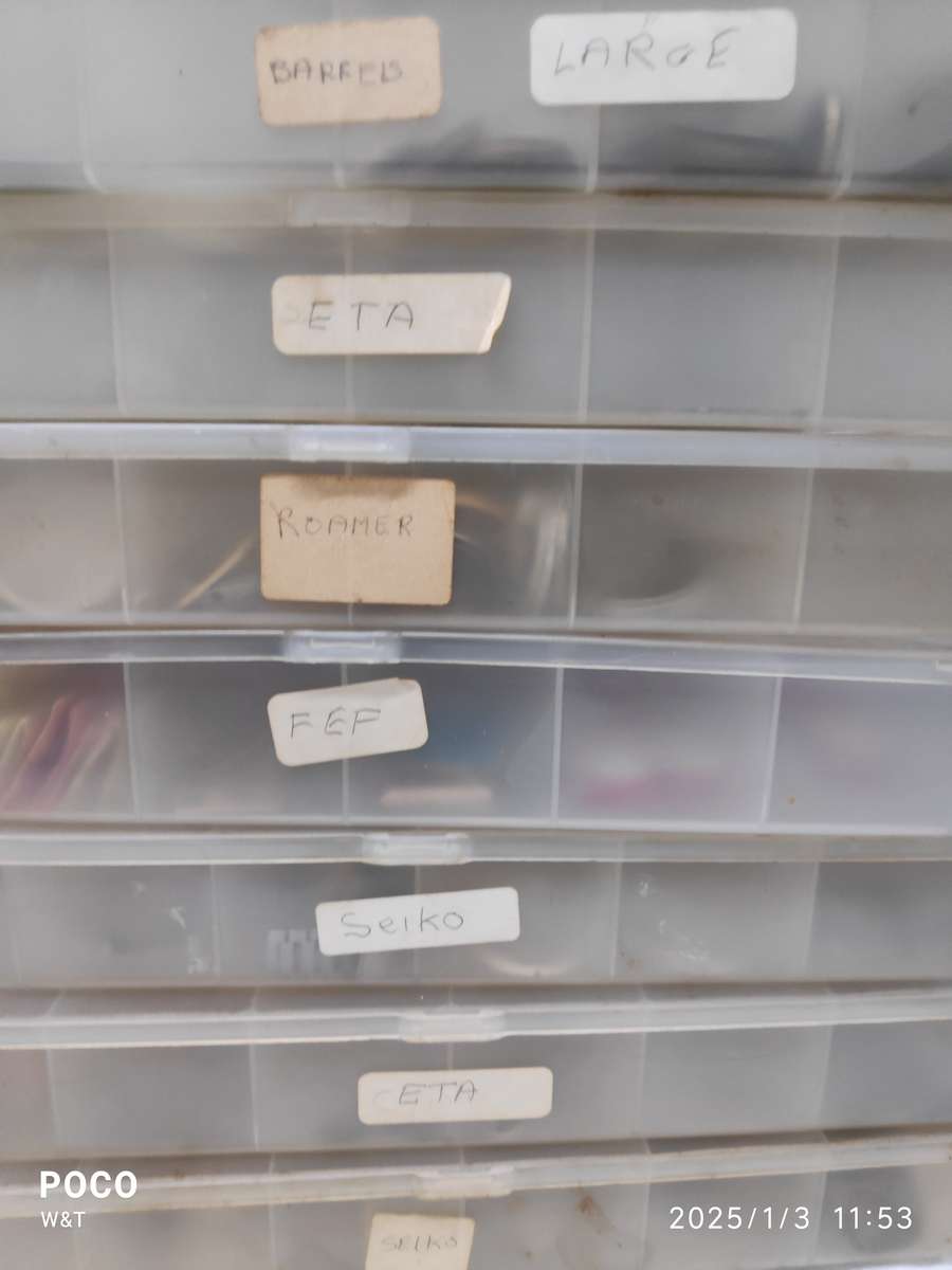 Mixed Lot of watch parts  Seiko/Roamer/ETA/FEF/Large Mainspring Barrel Assortment