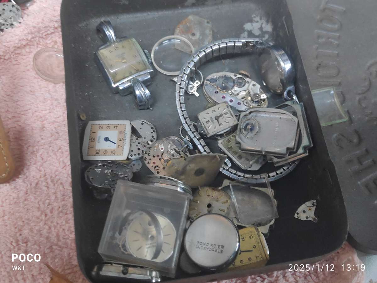 Ladies Mixed lot of watches for spares or repair