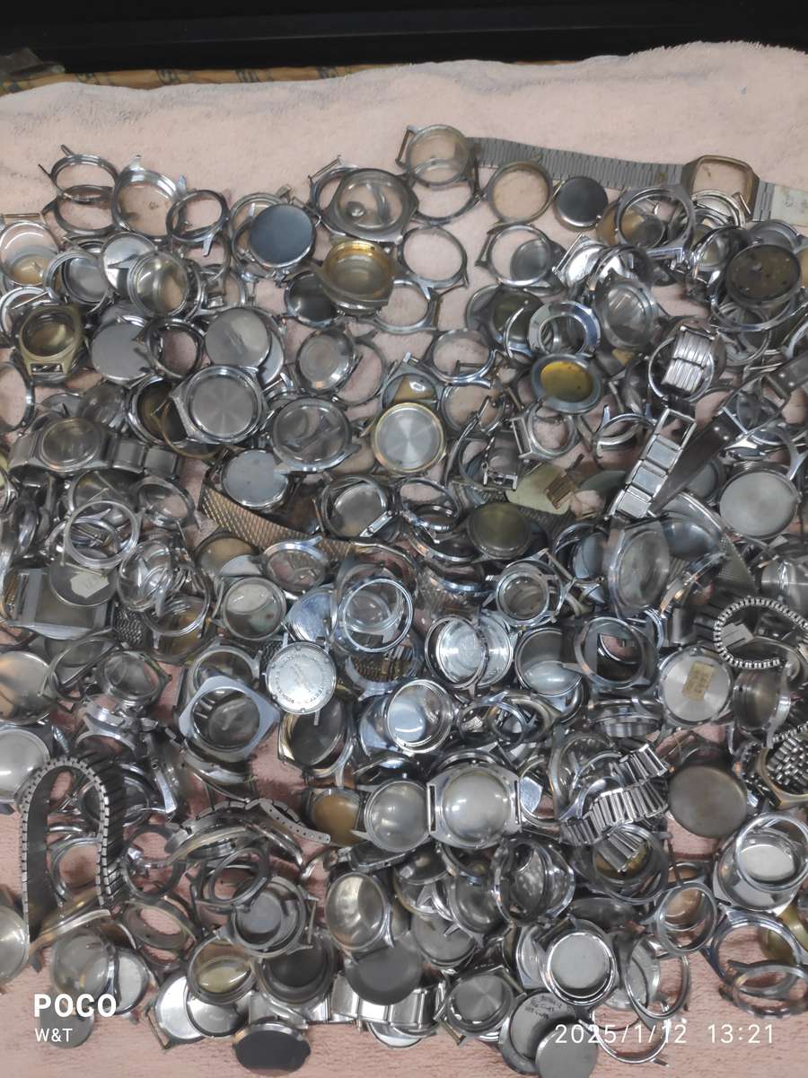 Mixed lot of Stainless Steel cases