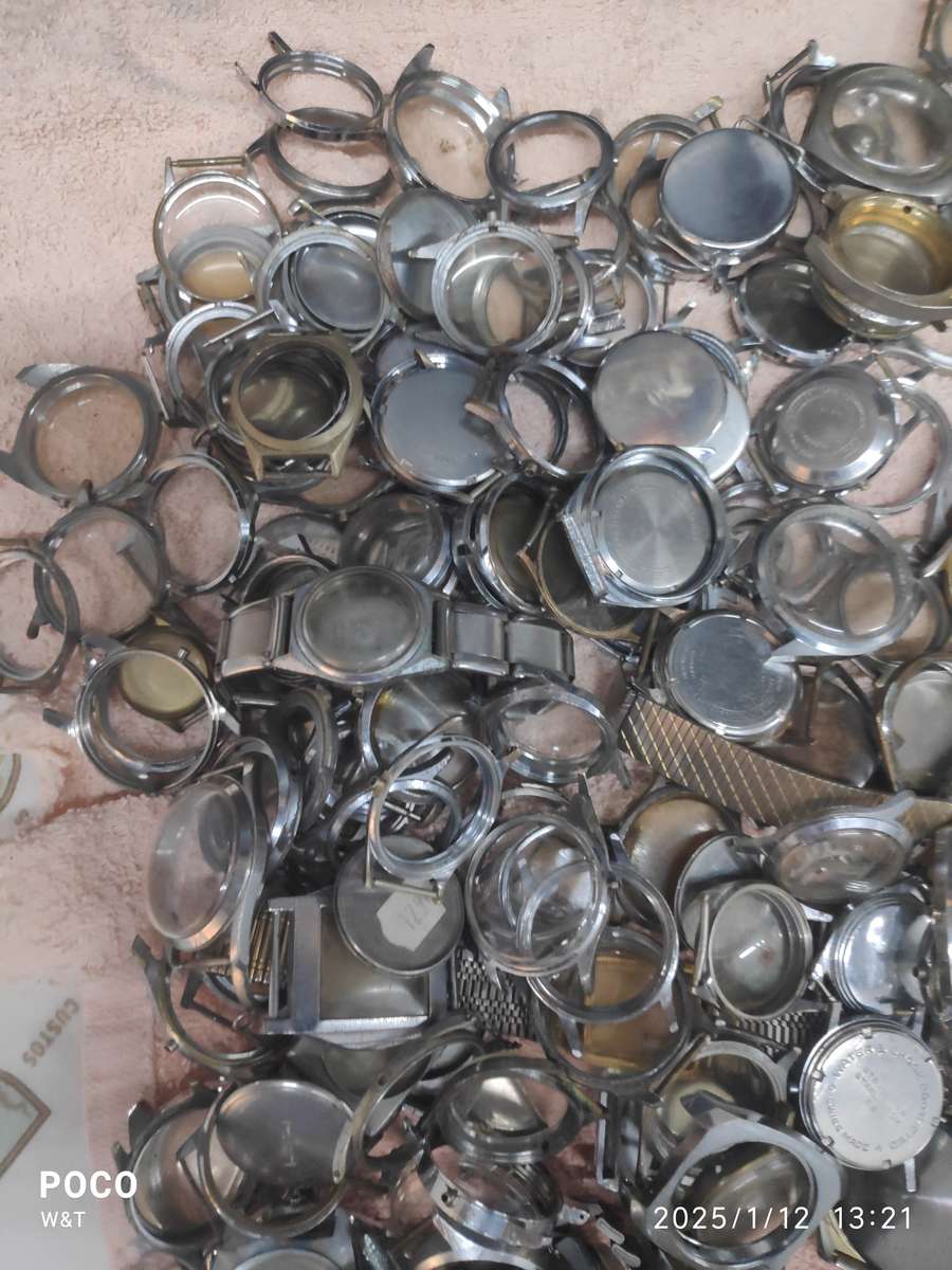 Mixed lot of Stainless Steel cases