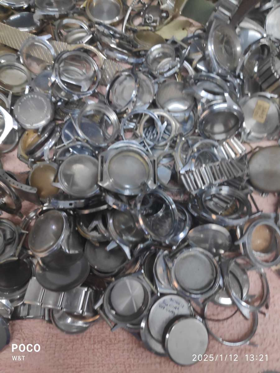 Mixed lot of Stainless Steel cases