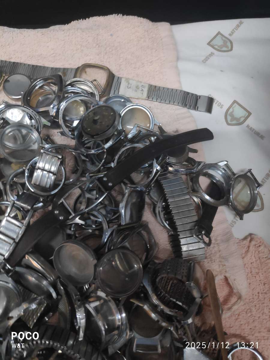 Mixed lot of Stainless Steel cases