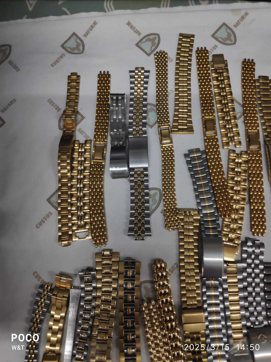 Mixed lot of NEW ladies and gent bracelets