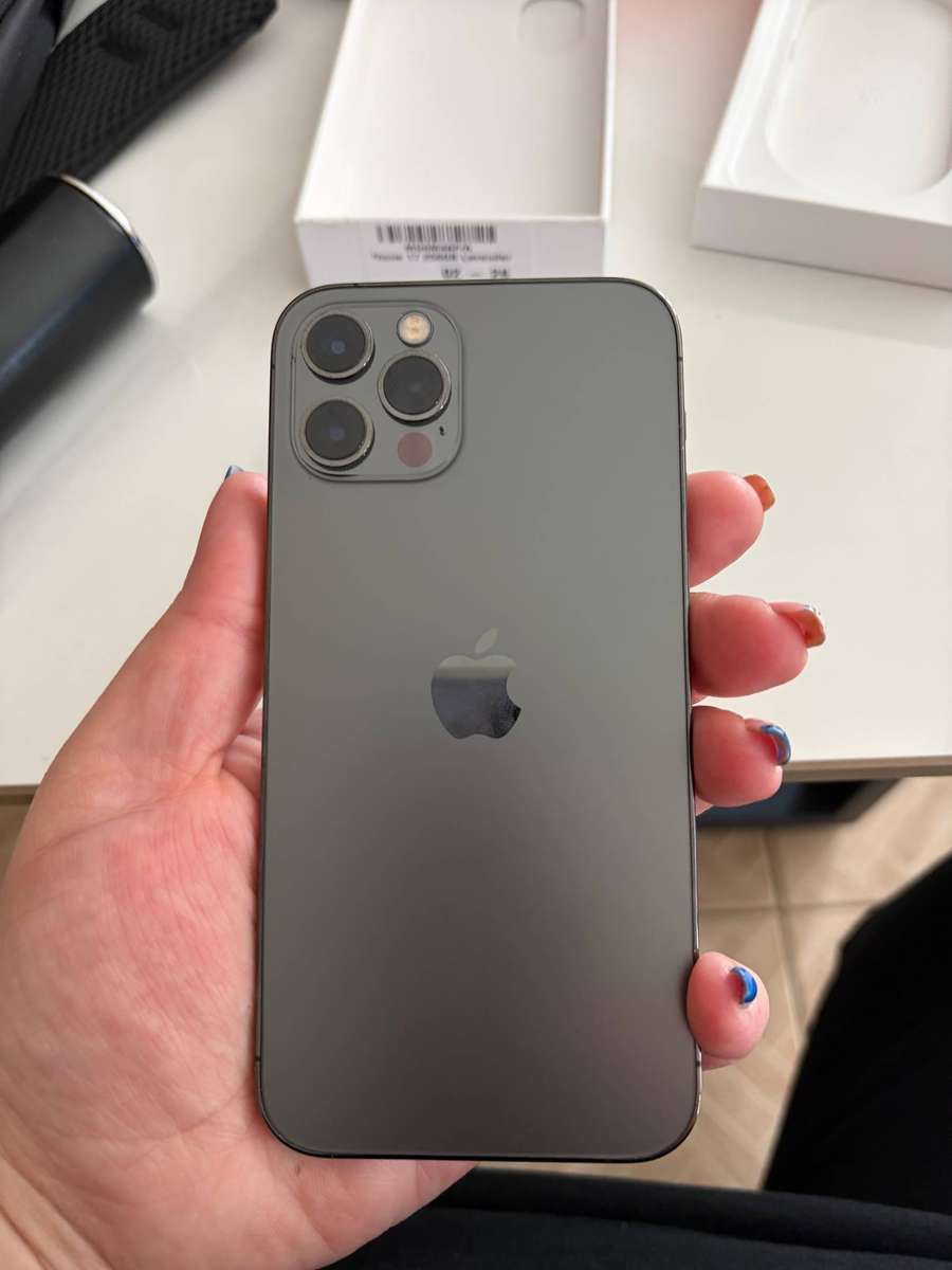 Iphone 12 Pro 128GB - Graphite - Excellent Condition