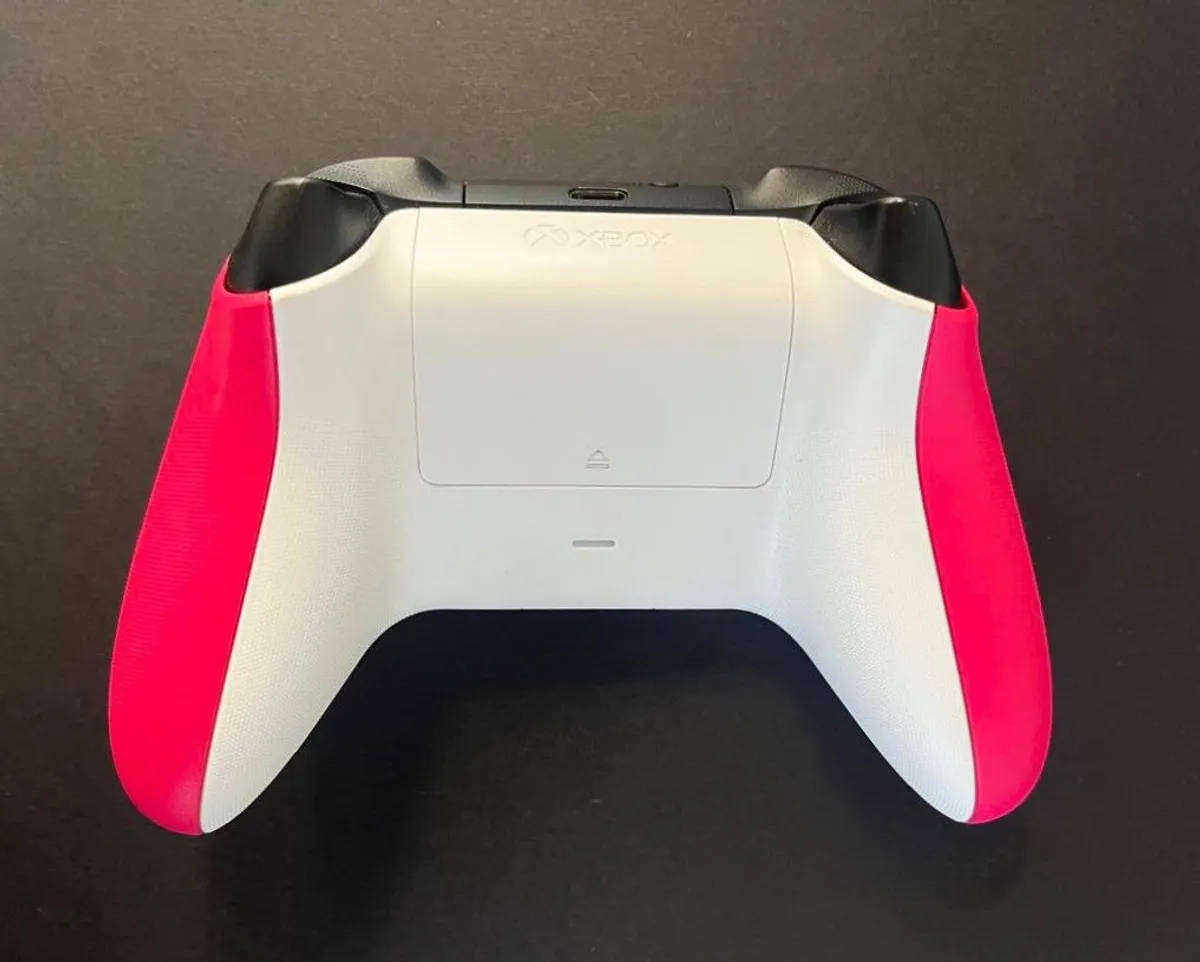 Microsoft Xbox Series X/S Wireless Controller  Pink (Official)