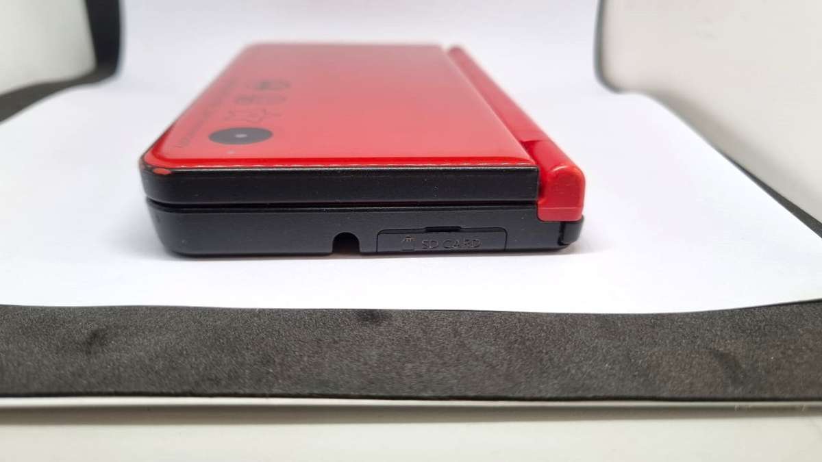 RARE 25TH ANNIVESERY SUPER MARIO NINTENDO DSI XL