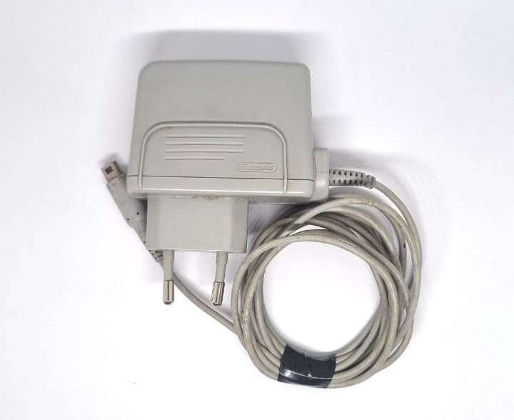 Amazing Condition Nintendo 3DS XL Bundle