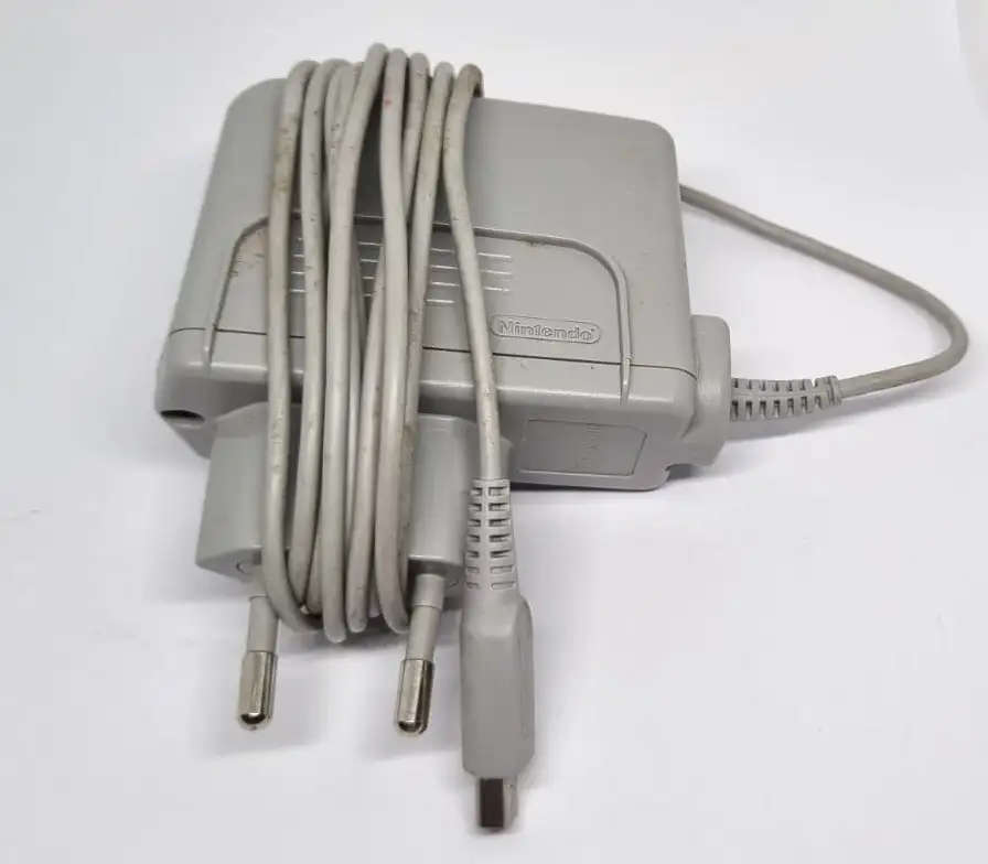 Great Condition Nintendo 3DS XL Bundle