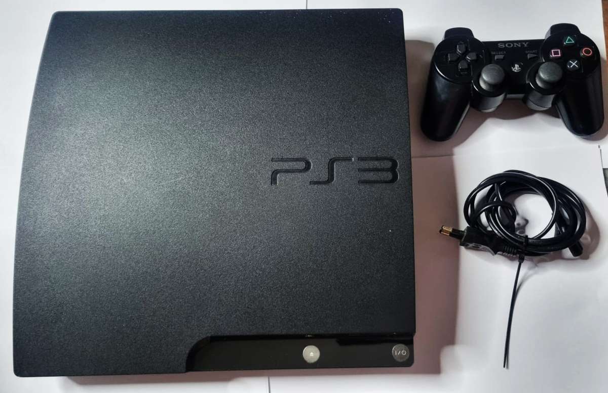 Fantastic Condtion PS3 Bundle (Kindly Read Description Below)