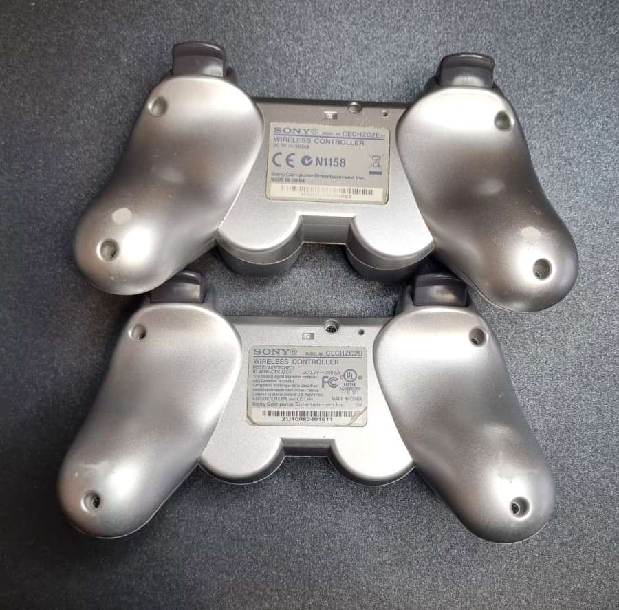 Amazing Rare Limited Edition Silver PS3 Bundle