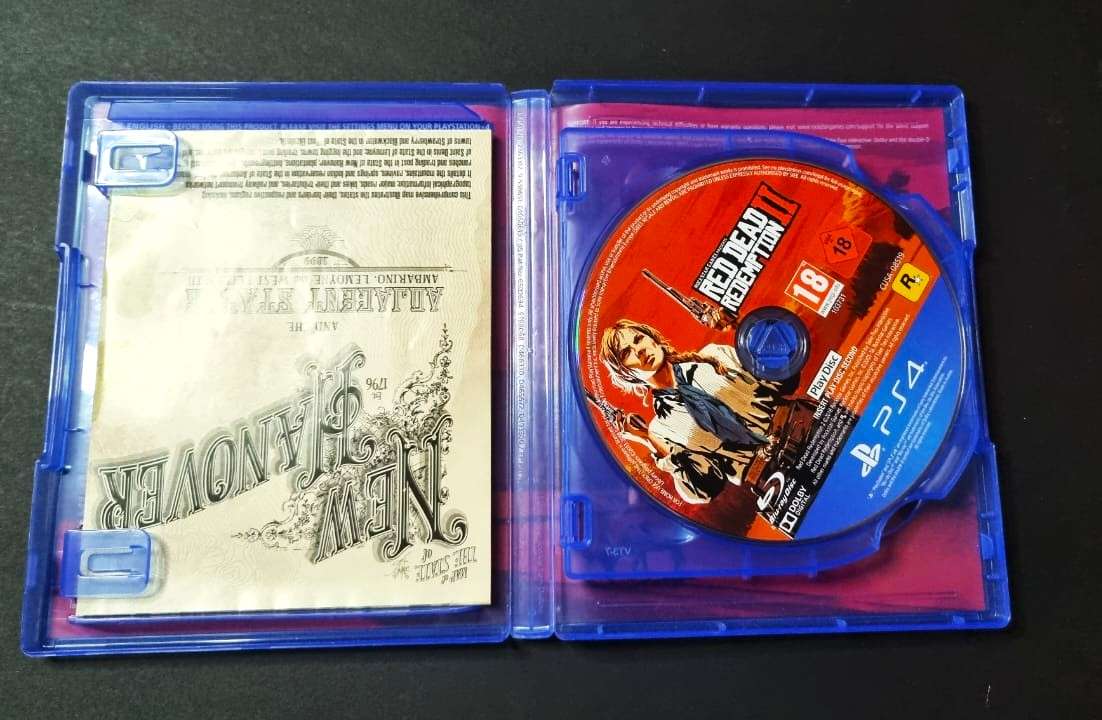 Rare Limited Edition Silver Playstation 4 Slim Bundle