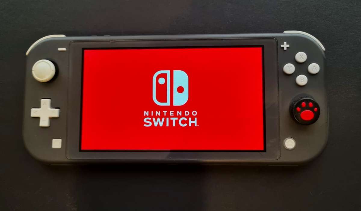 Good Condition Nintendo Switch Lite Grey