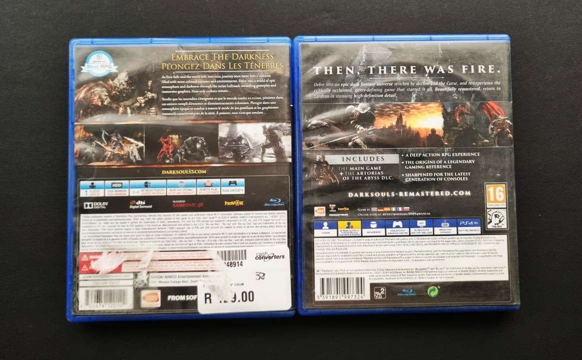 DARK SOULS PS4 BUNDLE