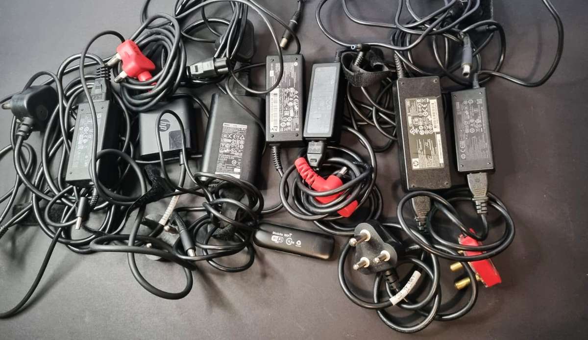 Huge lot of original HP Laptop chargers