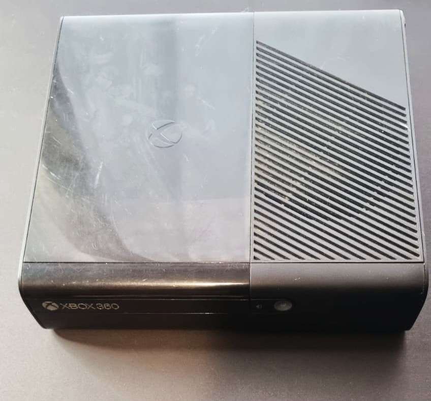 Xbox 360E gaming console