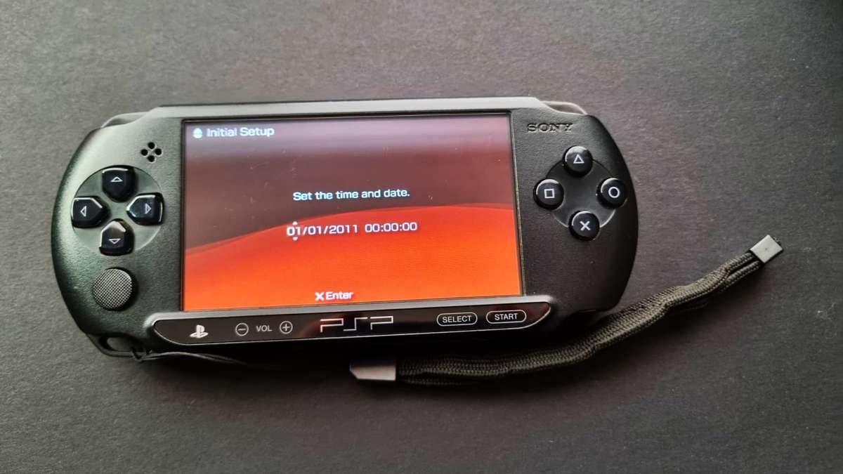 Amazing Condition Sony PSP Street Bundle