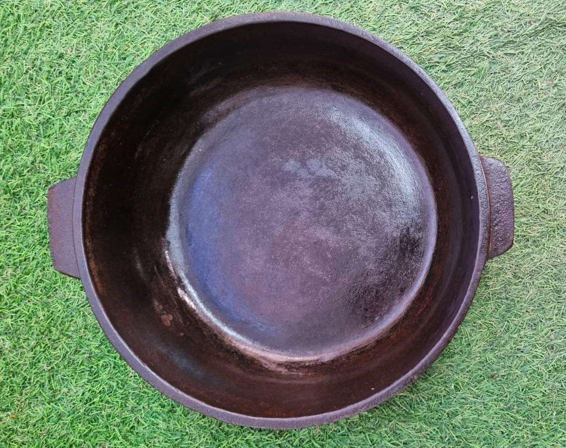 Heavy 10KG Cast Iron Pot /Dutch Oven