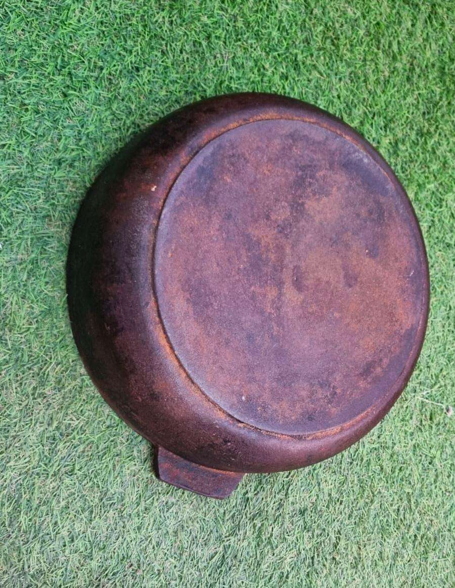 Heavy 10KG Cast Iron Pot /Dutch Oven