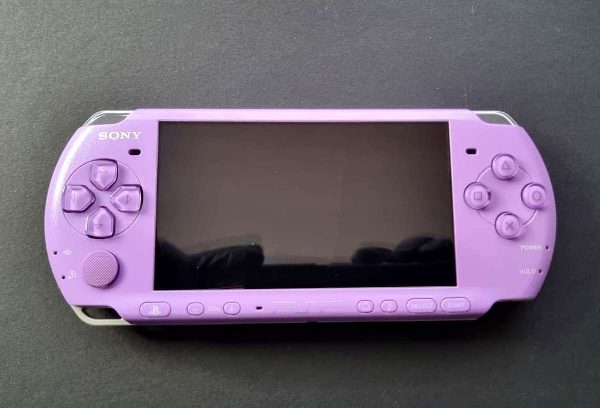 Sony PSP 3001 Hannah Montana Limited Edition