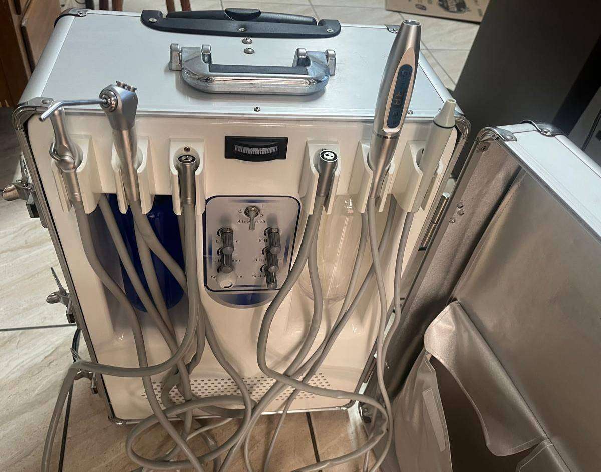 Portable Dental Unit
