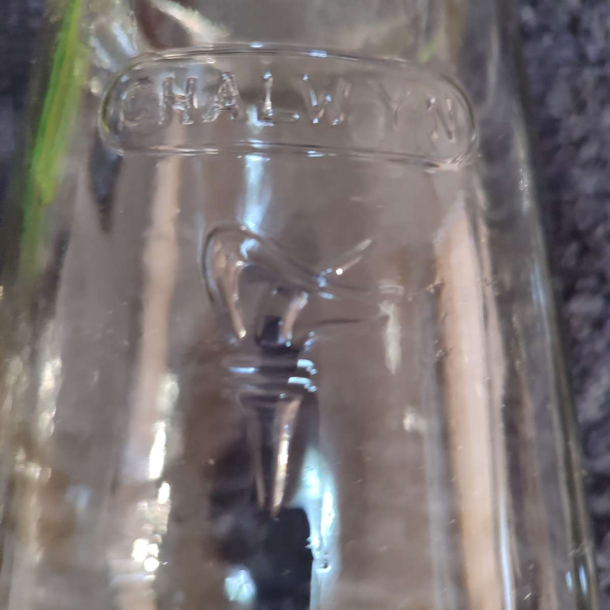 VINTAGE CHALWYN LANTERN GLOBE