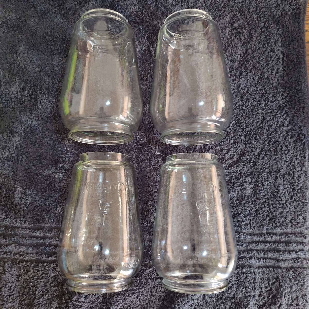 VINTAGE CHALWYN LANTERN GLOBE