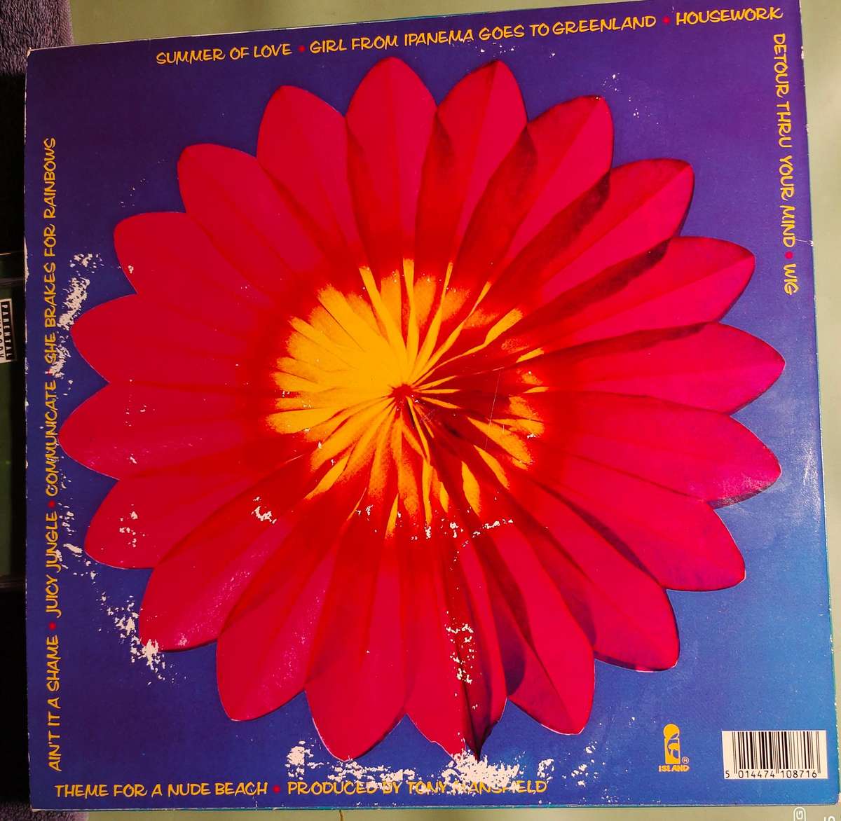 B52'S - BOUNCING OFF THE SATELLITES -