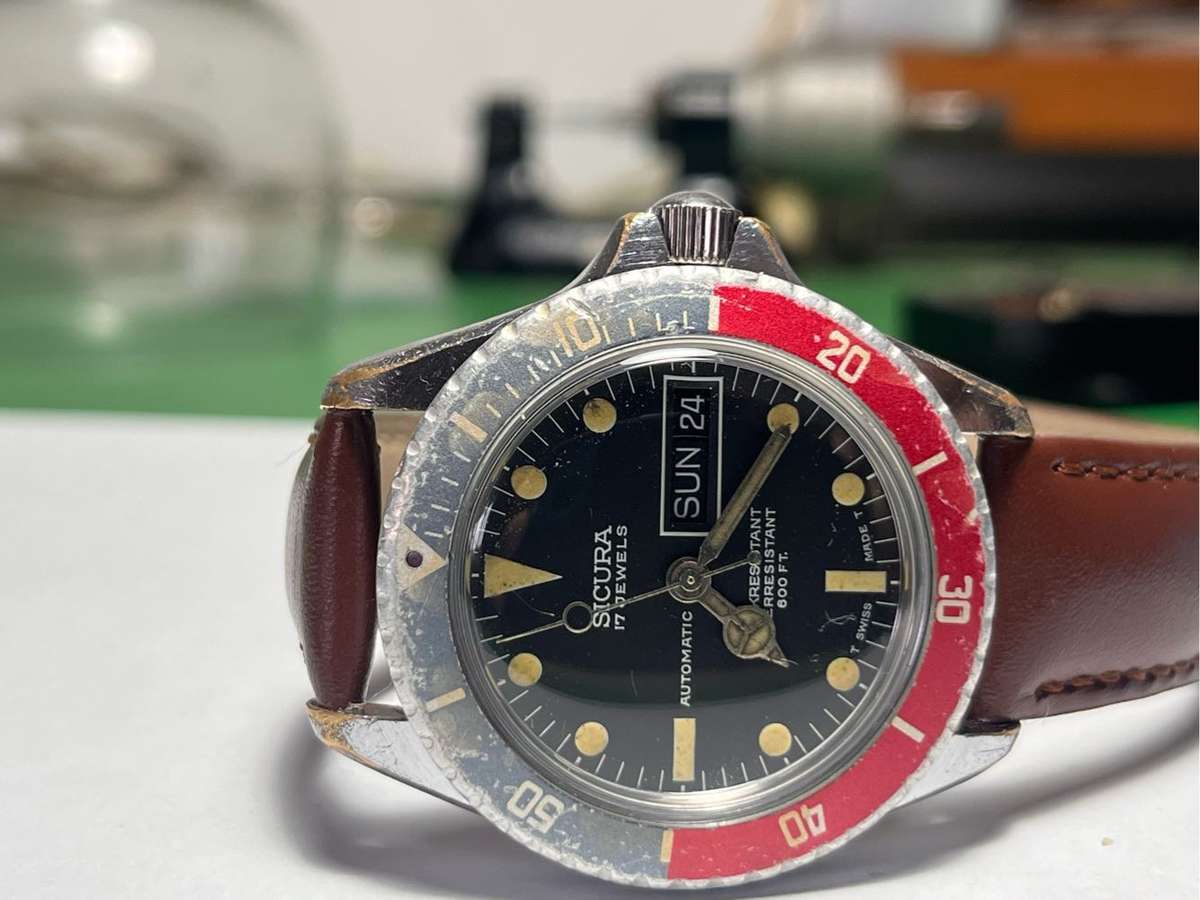 SICURA ( PRE BREITLING ) VINTAGE PEPSI DIVER!!