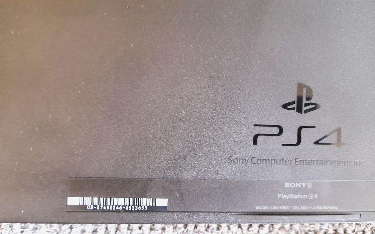 PS4 Console