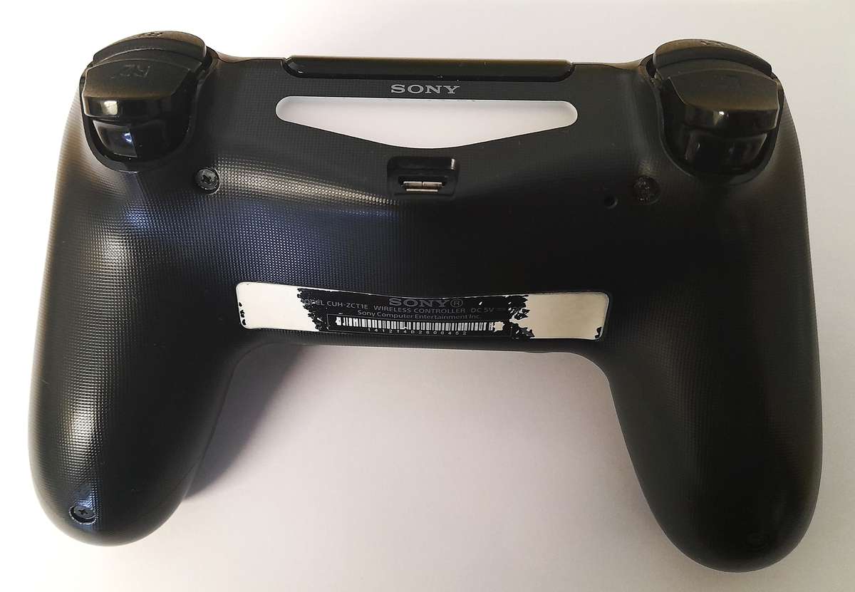 PS4 Controller