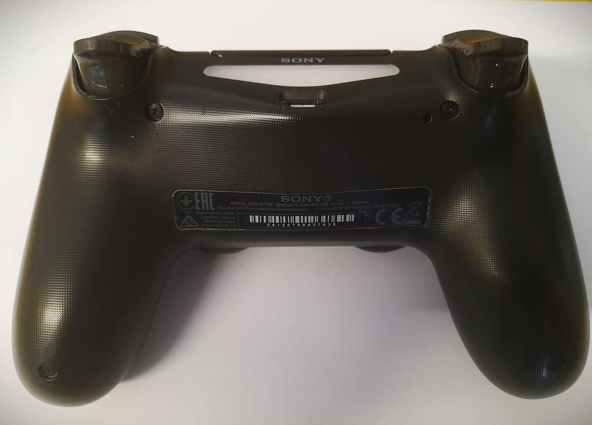 PS4 Controller