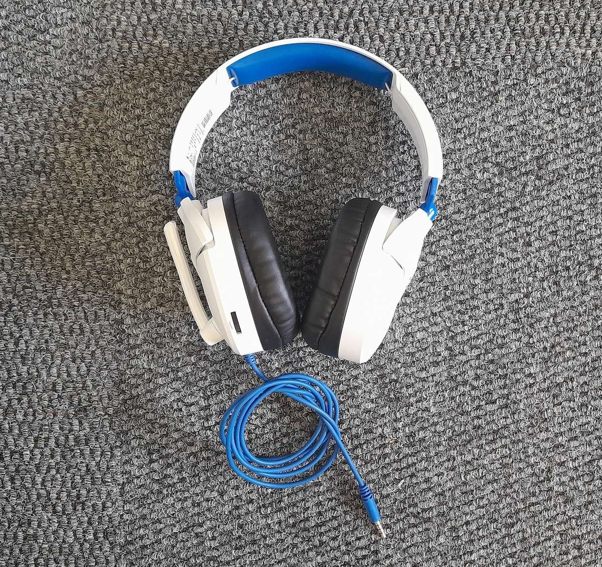 Turtle Beach Recon 70P Wired Head-band Gaming Headset - White & Blue