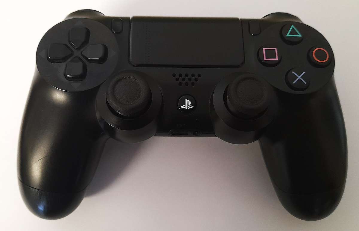 PS4 Controller