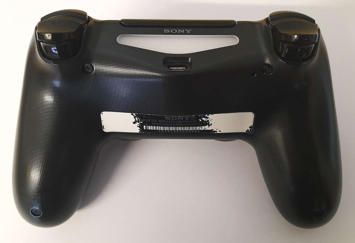 PS4 Controller
