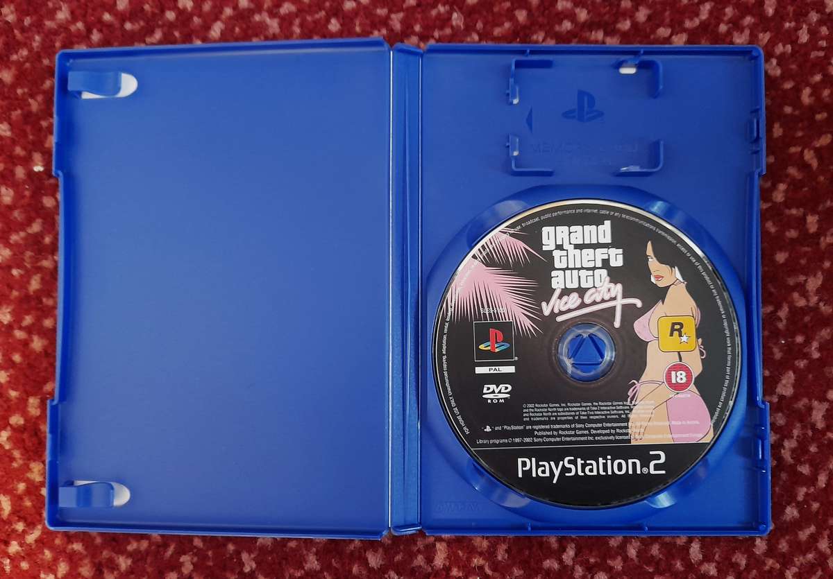 Grand Theft Auto Vice City Platinum   PS2