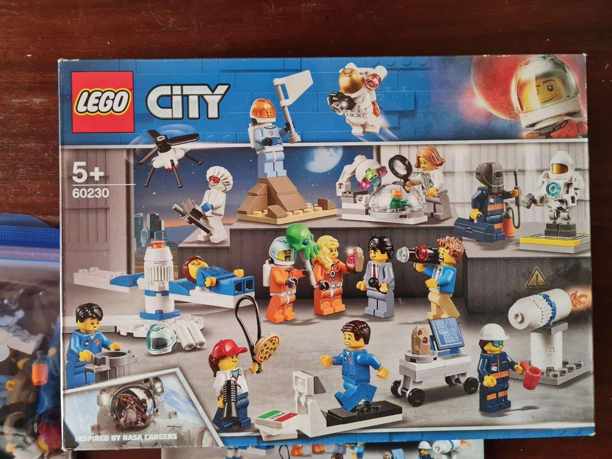 LEGO City Mars Exploration People Pack  Space Research and Development