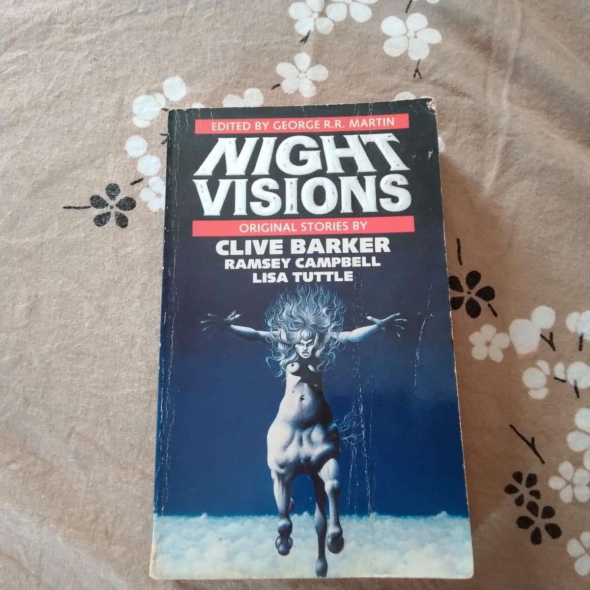 Night Visions | Ramsey Campbell, Lisa Tuttle, Clive Barker (Edited by George R. R. Martin)