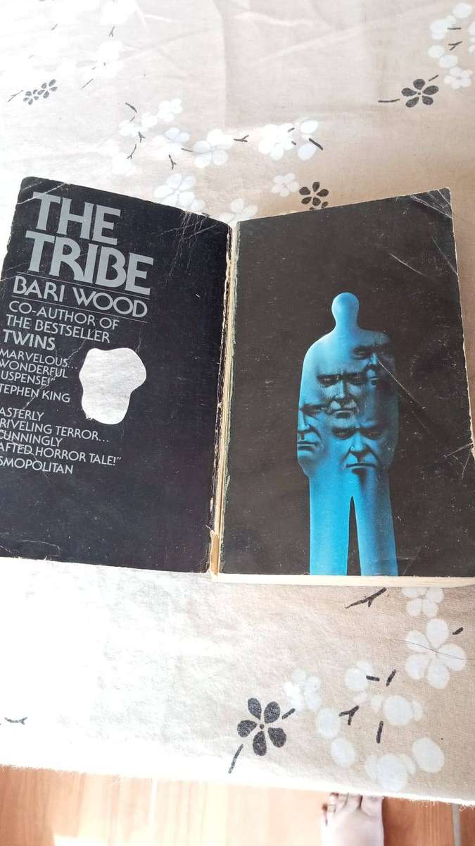 The Tribe | Bari Wood (vintage paperback)